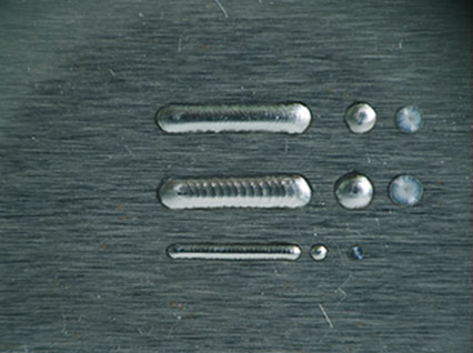 <a href='http://m.51cyd.com/product/3.htm' class='text_a'>模具激光焊機</a>修復鏡面模具效果